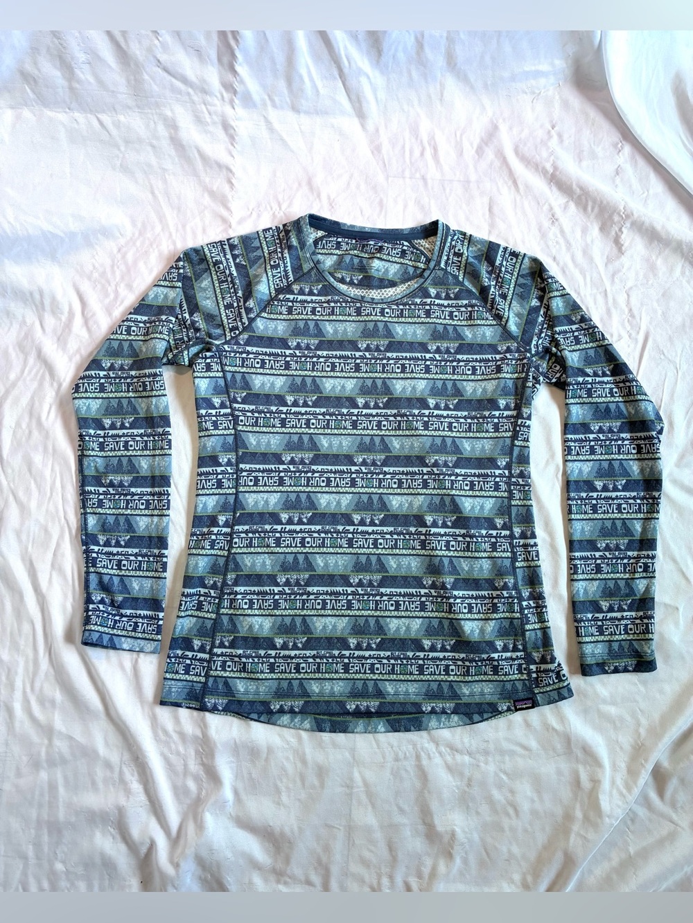 Patagonia Women's Long Sleeve Printed Base Layer Top - Blue Green Pattern